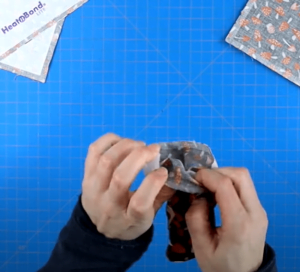 How to make a fold and stitch wreath (6)-min